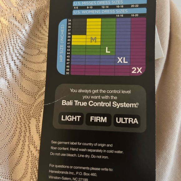 Bali Cream and Black Ultra Control Briefs Medium Fits 8-10. Get both for $22 - Picture 6 of 9